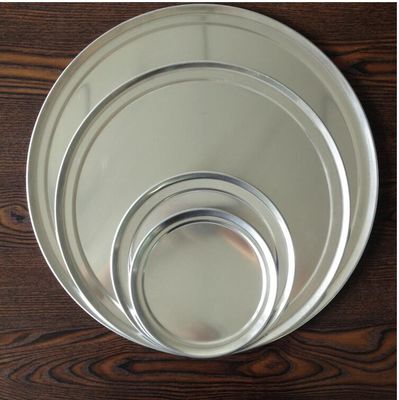 Αίθριο οικιακού κήπου Χρησιμοποιήστε ψησταριά αερίου με τέσσερις καυστήρες